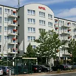 Ascot Bristol Hotel 4*