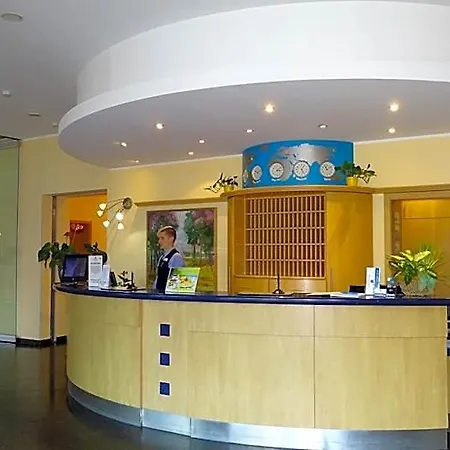 Ascot Bristol Hotel 4*