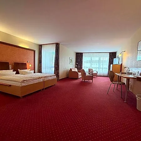 Ascot Bristol 4*