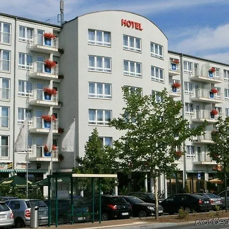 Ascot Bristol Poczdam