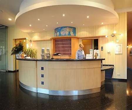 Ascot Bristol Poczdam