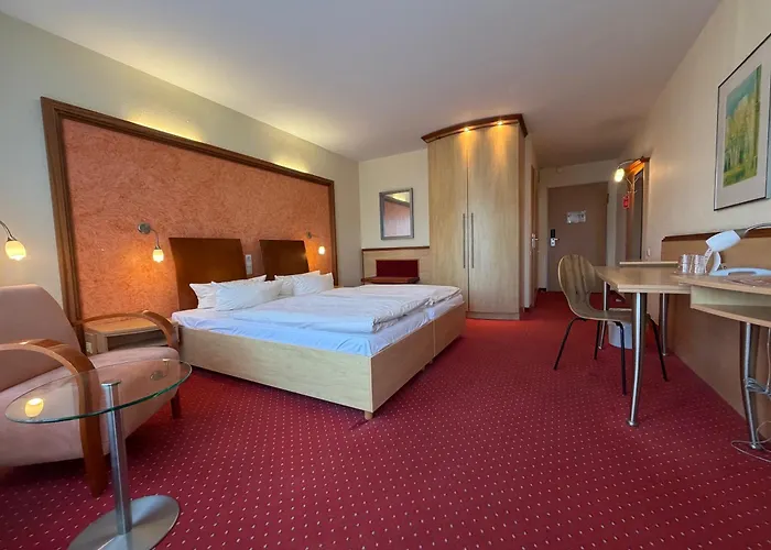 Ascot Bristol Potsdam